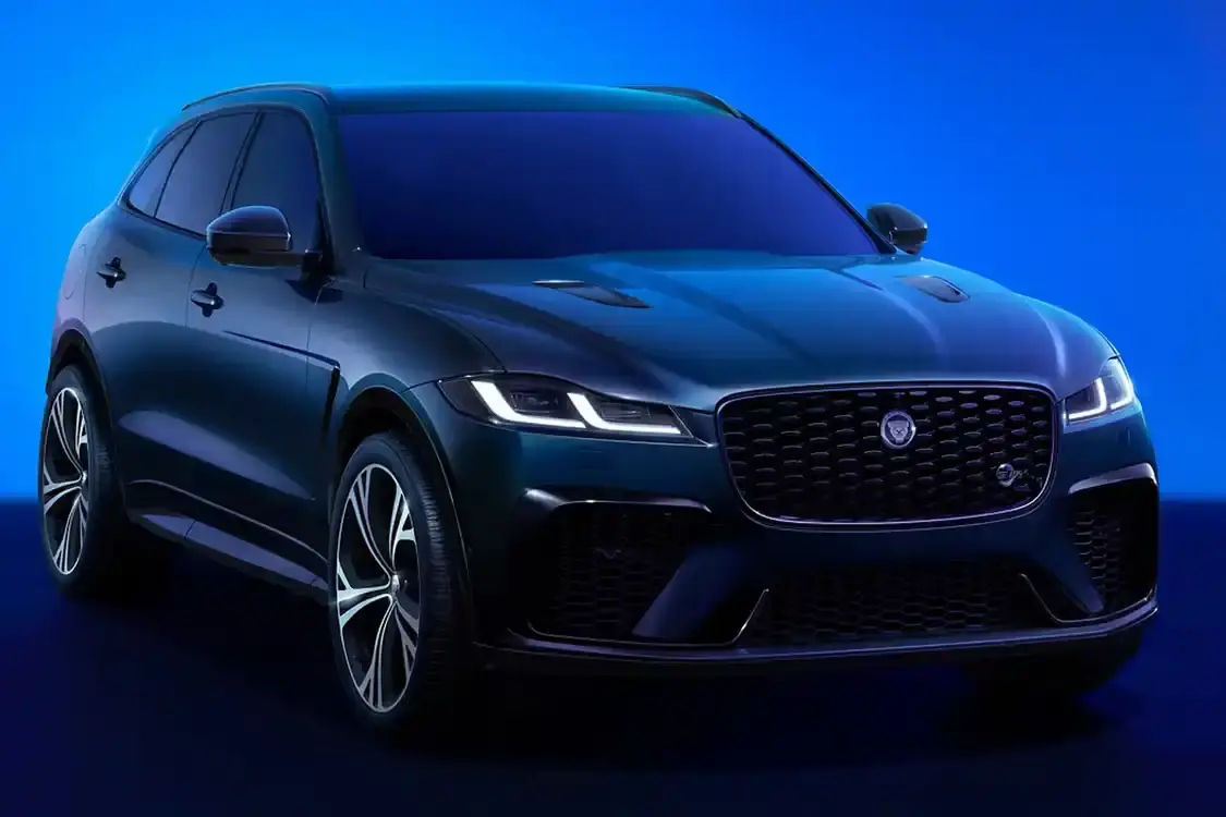 Jaguar has produced its final gas-powered vehicle at the Solihull factory, marking the end of internal combustion engine production and the transition to electric vehicles.