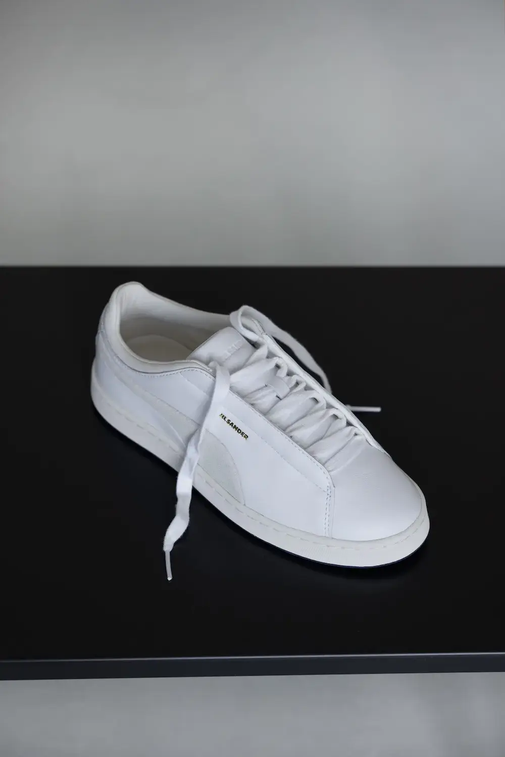 JIL SANDER AND PUMA PREVIEW SS27 SPEEDCAT Overview of the upcoming Jil Sander and Puma sneaker collaboration presented during Milan Fashion Week for the Spring/Summer 2027 season. (image 4 of 6)