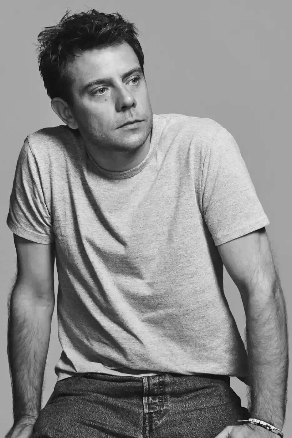 image of Jonathan Anderson's appointment as creative director at Christian Dior. The Northern Irish designer will lead both menswear and womenswear collections, marking a strategic shift for the French luxury house. Article includes official statements from Dior executives and timeline for Anderson's debut collections during Paris Fashion Week.