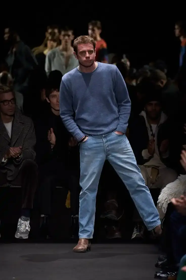 Headline announcing Jonathan Anderson's departure from Loewe after serving 11 years as creative director of the Spanish luxury brand, with information about his impact and speculation regarding future plans.