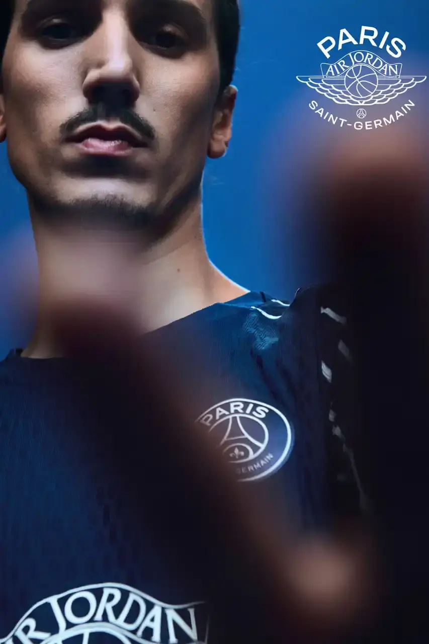 Jordan Brand/PSG PSG players wearing the new Jordan Wings x PSG fourth kit, featuring the Wings logo on the chest with Jumpman and PSG emblems (image 7 of 10)