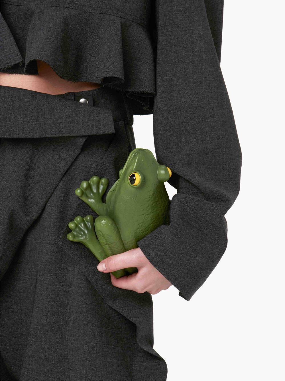 via JW Anderson (image 3 of 8)