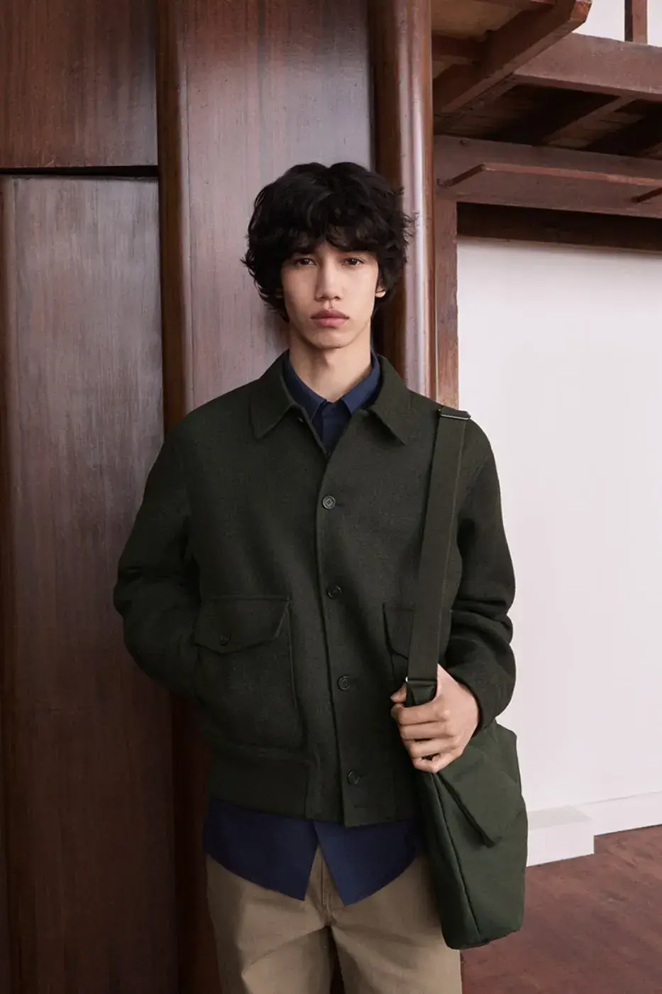 JW ANDERSON X UNIQLO FALL/WINTER 2026 ARRIVES OCTOBER 15 image describing the JW Anderson x UNIQLO Fall/Winter 2026 collection of 29 pieces, with details on outerwear, knitwear, accessories and the October 15 release. (image 8 of 20)