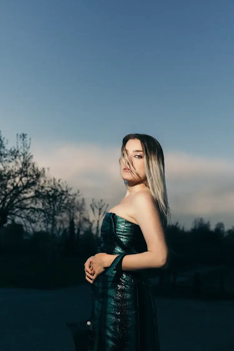 LE NORA BUILDS SOUND THROUGH INSTINCT AND CONTRAST Interview with musician and producer Le Nora about sound, identity, and blending electronic music with personal and traditional influences. (image 1 of 3)