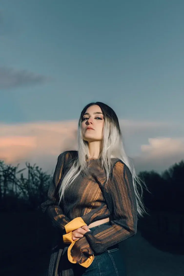 LE NORA BUILDS SOUND THROUGH INSTINCT AND CONTRAST Interview with musician and producer Le Nora about sound, identity, and blending electronic music with personal and traditional influences. (image 3 of 3)