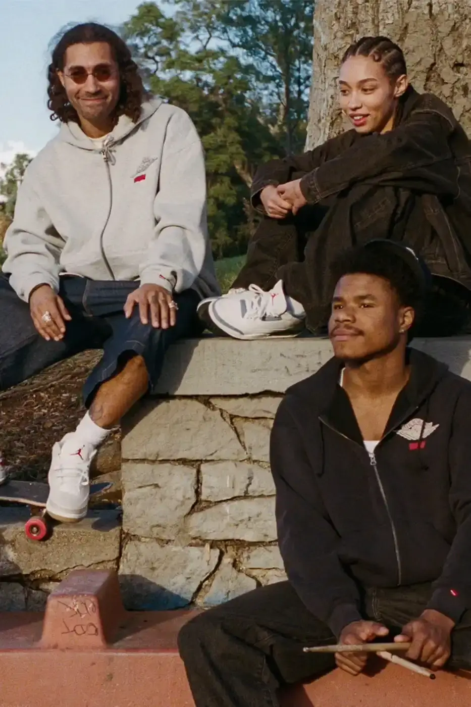 LEVI'S AND JORDAN BRAND UNVEIL AIR JORDAN 3 COLLECTION Article about the new Levi's and Jordan Brand collaboration featuring Air Jordan 3 sneakers in denim materials and a matching apparel collection inspired by 1990s style. (image 8 of 9)