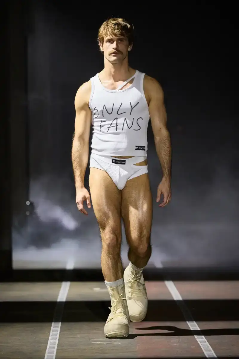 LGN LOUIS GABRIEL NOUCHI CHANNELS ALIEN FOR FW26 COLLECTION Fall/Winter 2026 collection from Louis Gabriel Nouchi inspired by Ridley Scott's Alien film, featuring elongated silhouettes, headpieces, and exploration of sensuality themes.