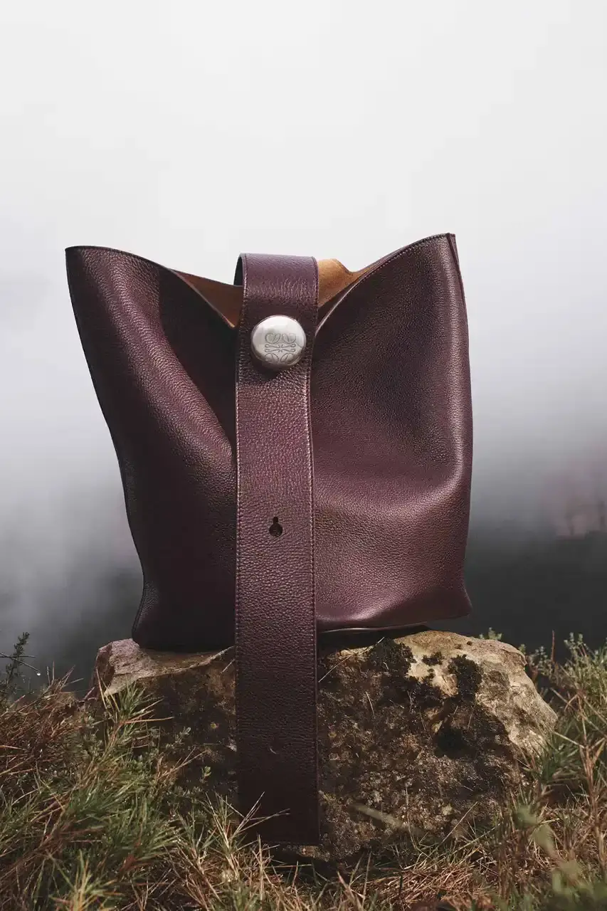 LOEWE LOEWE (image 12 of 14)