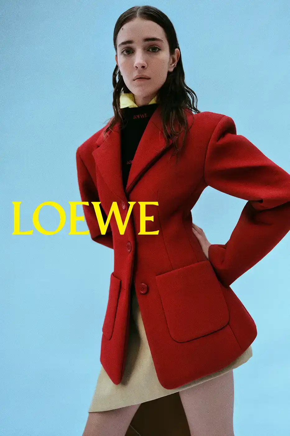 LOEWE SPRING SUMMER 2026 CAMPAIGN GUIDE image detailing the Loewe Spring Summer 2026 fashion campaign. The text describes clothing designs, campaign actors, and release schedules. (image 23 of 25)