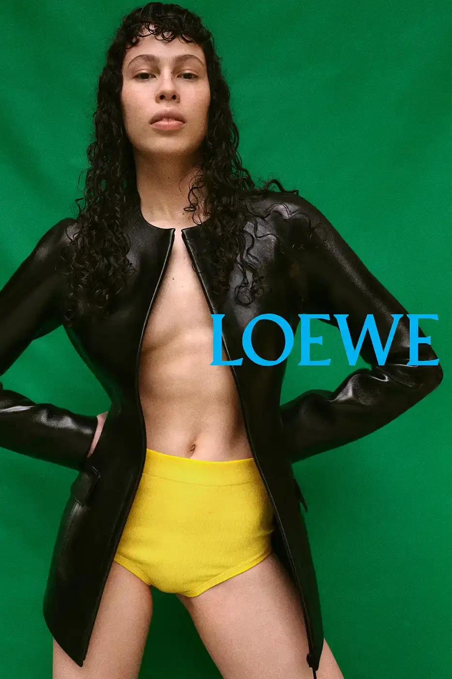 LOEWE SPRING SUMMER 2026 CAMPAIGN GUIDE image detailing the Loewe Spring Summer 2026 fashion campaign. The text describes clothing designs, campaign actors, and release schedules. (image 8 of 25)