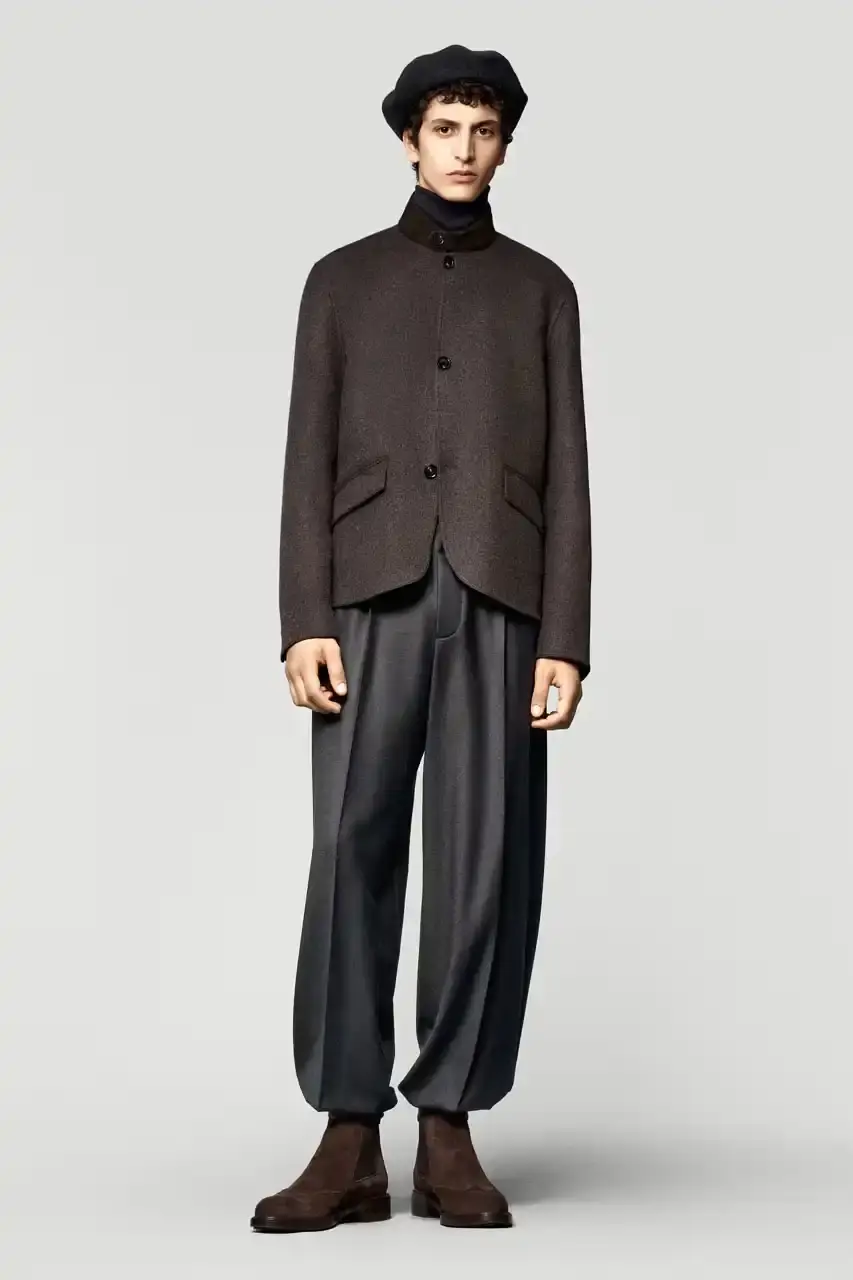 LORO PIANA TAKES EQUESTRIAN CUES FOR FALL/WINTER 2025-26 LORO PIANA TAKES EQUESTRIAN CUES FOR FALL/WINTER 2025-26 (image 14 of 49)