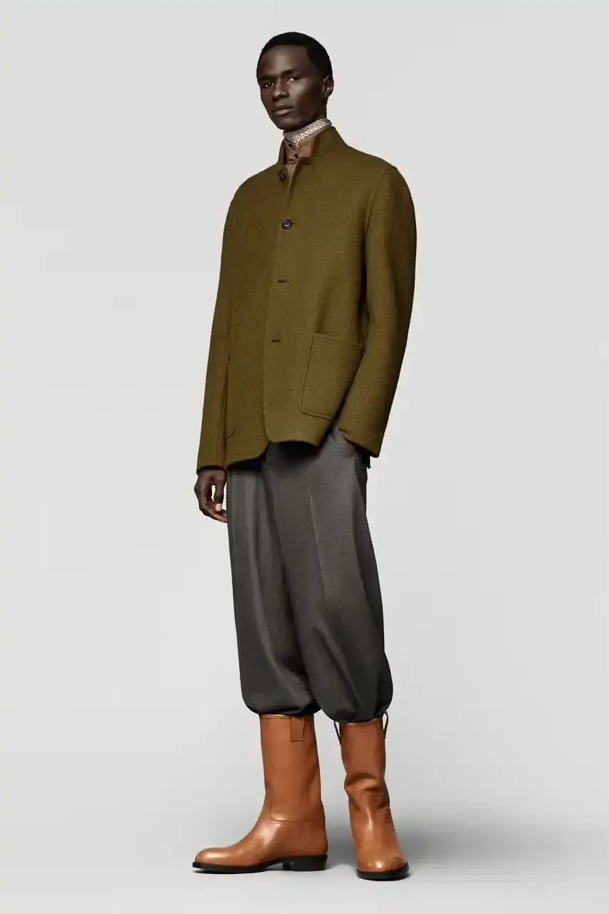 LORO PIANA TAKES EQUESTRIAN CUES FOR FALL/WINTER 2025-26 LORO PIANA TAKES EQUESTRIAN CUES FOR FALL/WINTER 2025-26