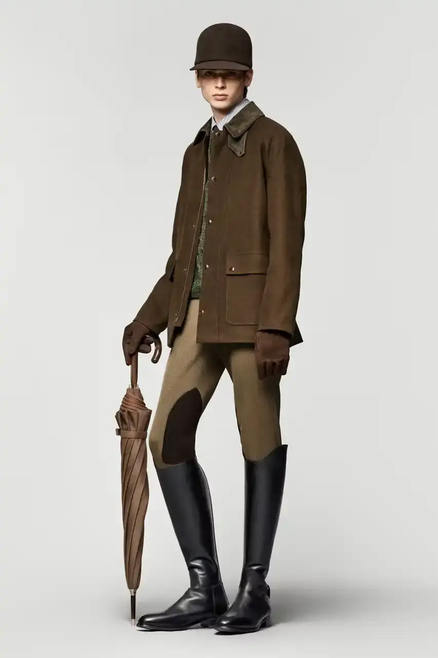 LORO PIANA TAKES EQUESTRIAN CUES FOR FALL/WINTER 2025-26 LORO PIANA TAKES EQUESTRIAN CUES FOR FALL/WINTER 2025-26 (image 37 of 49)