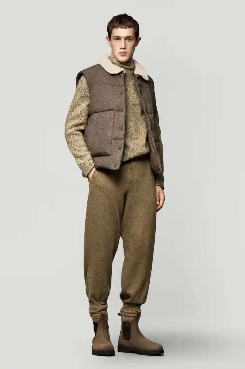 LORO PIANA TAKES EQUESTRIAN CUES FOR FALL/WINTER 2025-26 LORO PIANA TAKES EQUESTRIAN CUES FOR FALL/WINTER 2025-26 (image 32 of 49)
