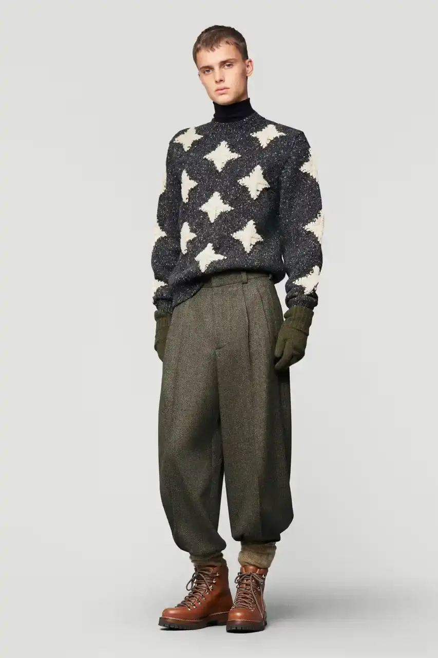 LORO PIANA TAKES EQUESTRIAN CUES FOR FALL/WINTER 2025-26 LORO PIANA TAKES EQUESTRIAN CUES FOR FALL/WINTER 2025-26 (image 36 of 49)
