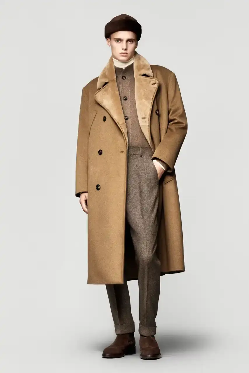 LORO PIANA TAKES EQUESTRIAN CUES FOR FALL/WINTER 2025-26 LORO PIANA TAKES EQUESTRIAN CUES FOR FALL/WINTER 2025-26 (image 38 of 49)