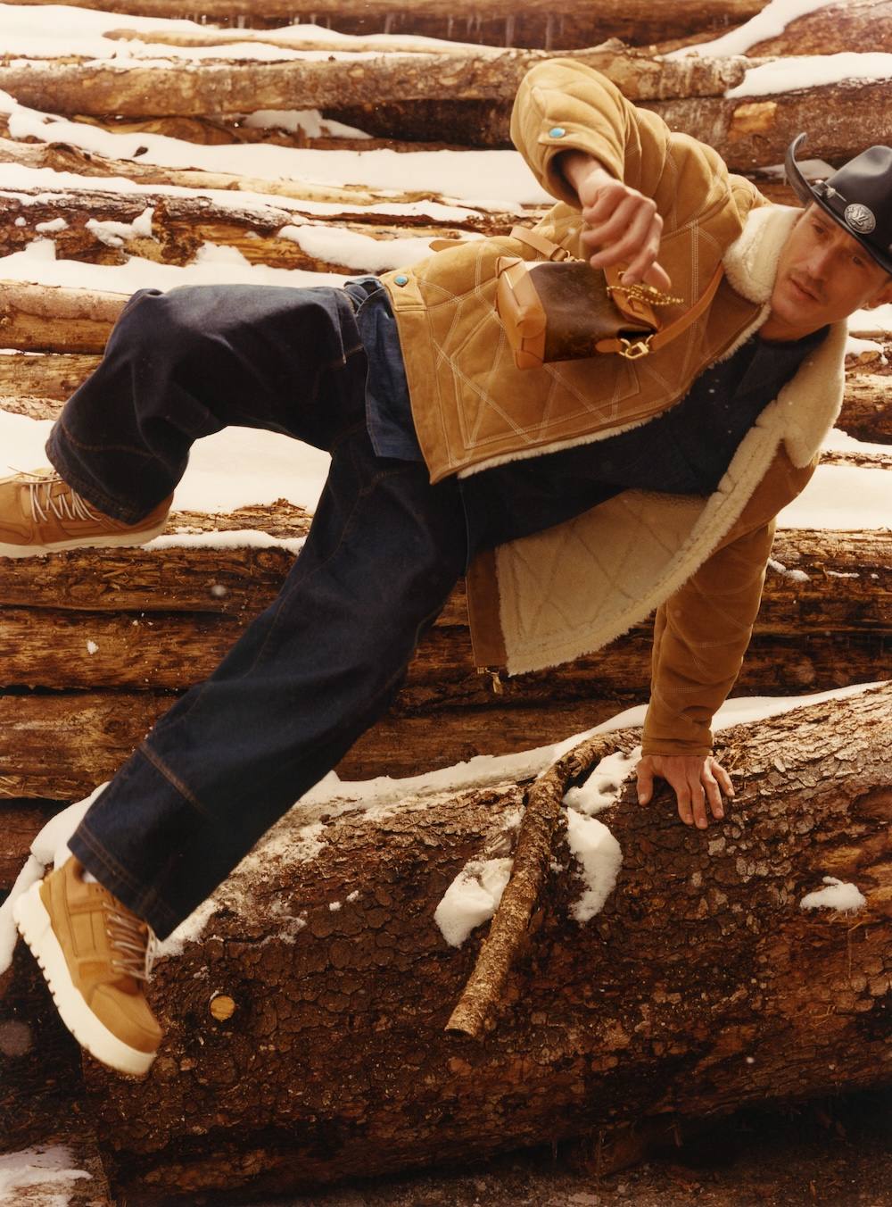 Louis Vuitton (image 6 of 6)