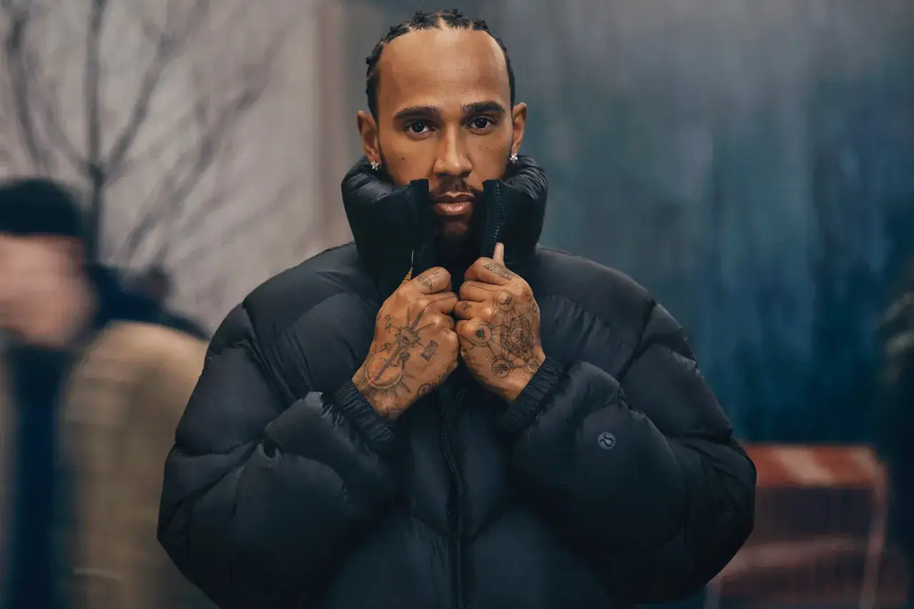 LULULEMON OUTERWEAR COLLECTION LAUNCHES ON ZALANDO Lululemon technical outerwear collection at Zalando, including down parkas and insulated jackets worn by brand ambassadors in a city campaign.