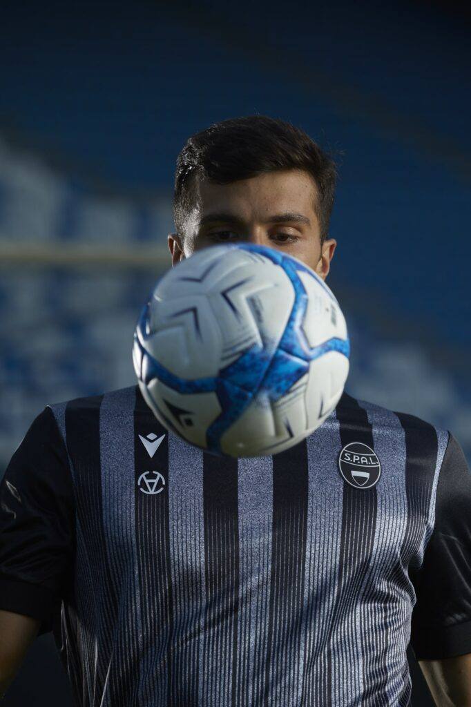 MACRON AND SLAM JAM UNVEIL S.P.A.L.'S NEW AWAY KIT (image 3 of 3)