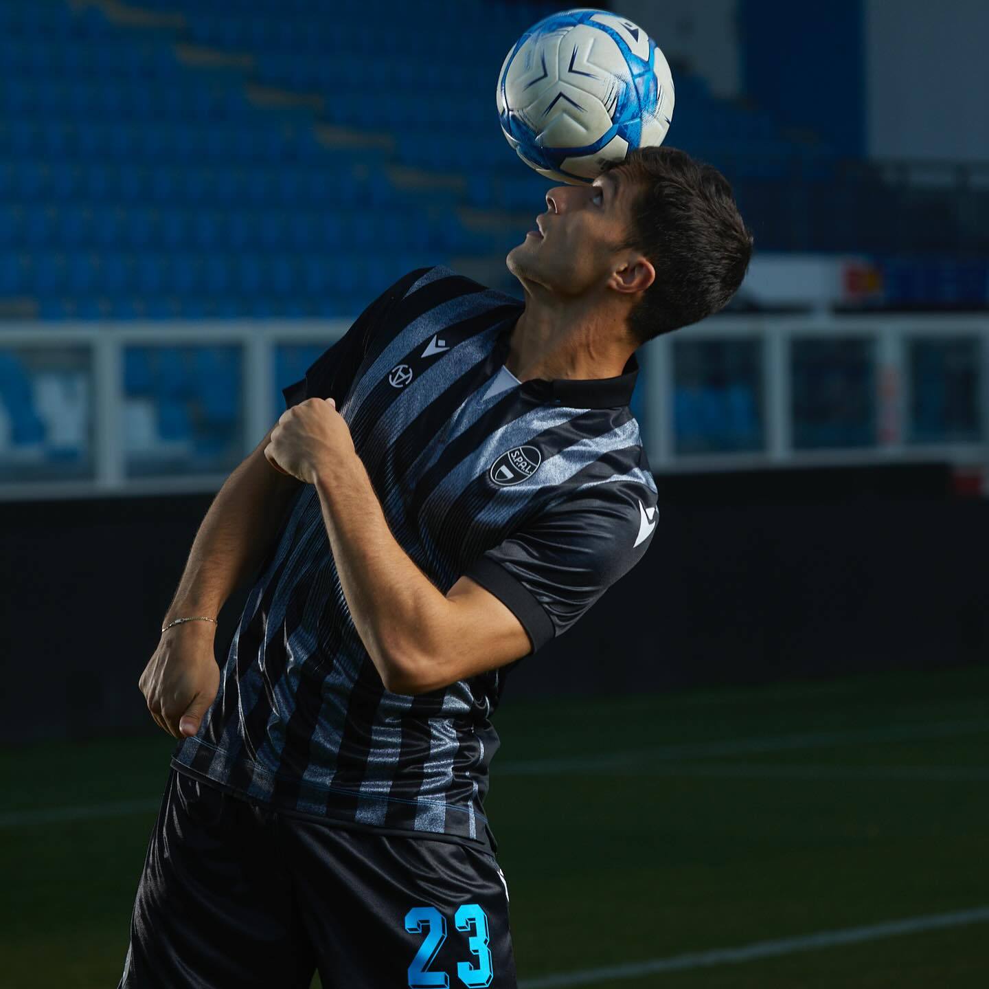 MACRON AND SLAM JAM UNVEIL S.P.A.L.'S NEW AWAY KIT