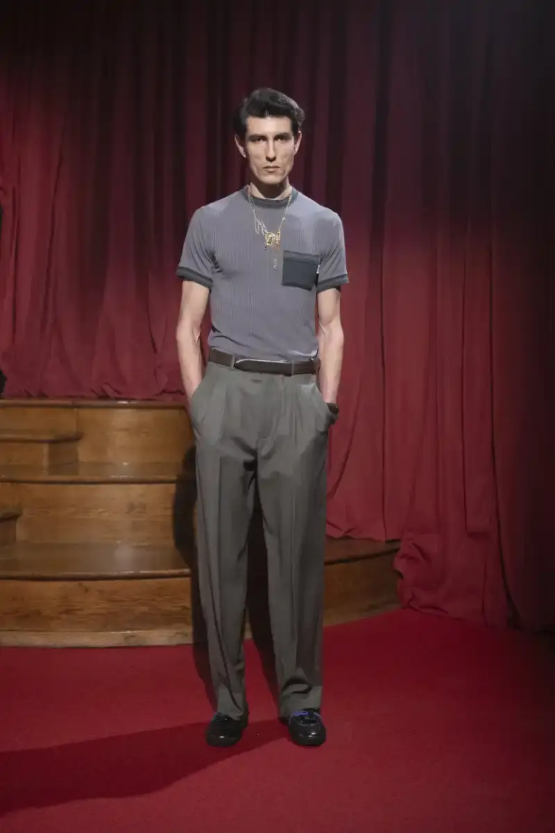 MAGLIANO SHOWS PROVINCIAL STYLE FOR FALL/WINTER 2026 Magliano Fall/Winter 2026 collection features provincial-inspired designs with textured fabrics and layered silhouettes paris fashion week (image 13 of 22)