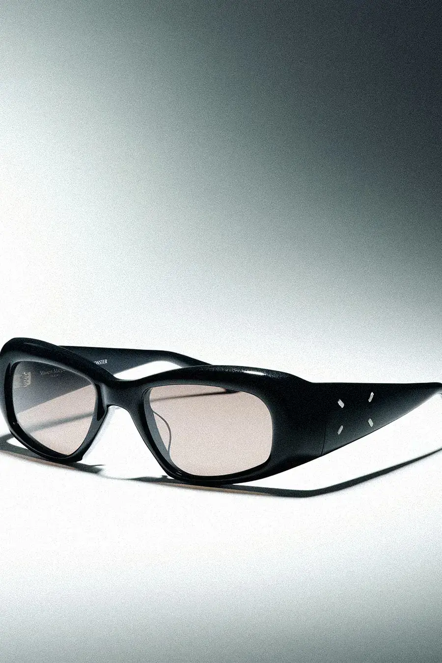 MAISON MARGIELA X GENTLE MONSTER FOURTH EYEWEAR COLLECTION the fourth Maison Margiela and Gentle Monster eyewear collection. Covers the 68 designs, the Alex Prager short film, the eight pop-up cities and the October 29 launch date. (image 14 of 15)