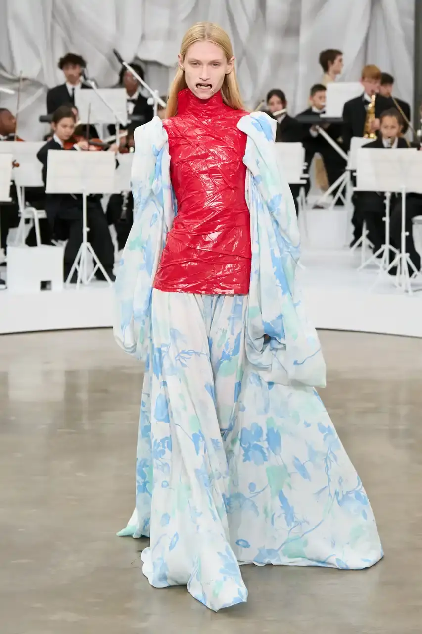 MAISON MARGIELA SS26 SHOW REVIEW Review of Glenn Martens' first co-ed ready-to-wear collection for Maison Margiela Spring Summer 2026, featuring new tailoring techniques, upcycled materials, and distinctive silhouettes.
