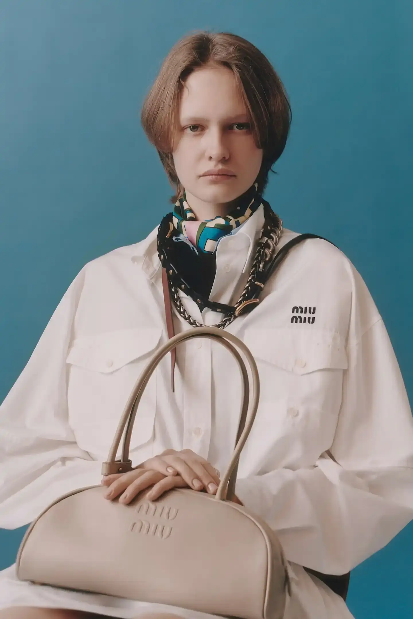 MIU MIU OPENS 2026 WITH PRELUDE COLLECTION Miu Miu introduces Prelude collection for 2026, featuring workwear-inspired pieces, two new sneaker models with customization options, and a range of bags and ready-to-wear items. (image 8 of 11)