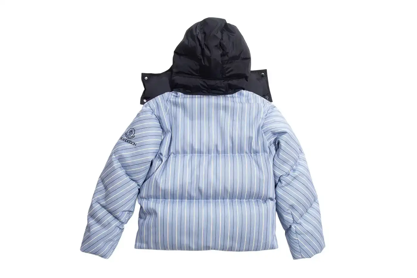 MONCLER AND JW ANDERSON LAUNCH LIMITED PUFFER COLLECTION Moncler collaborates with JW Anderson on a limited collection featuring two down-filled puffer jackets with archive-inspired designs, priced at $2,890 USD each. (image 6 of 8)