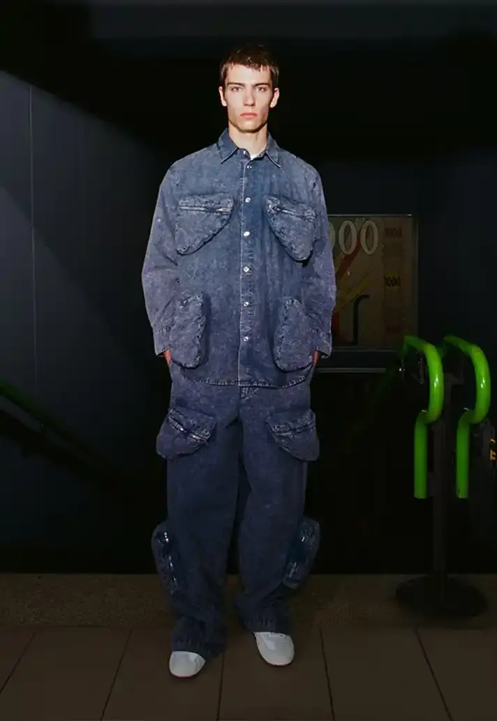 MSGM SS26 TAKES CUES FROM STREET CYCLING image about fashion designer Massimo Giorgetti's Spring/Summer 2026 collection for MSGM brand, inspired by cycling culture and featuring collaboration with Milan cyclists. (image 13 of 34)