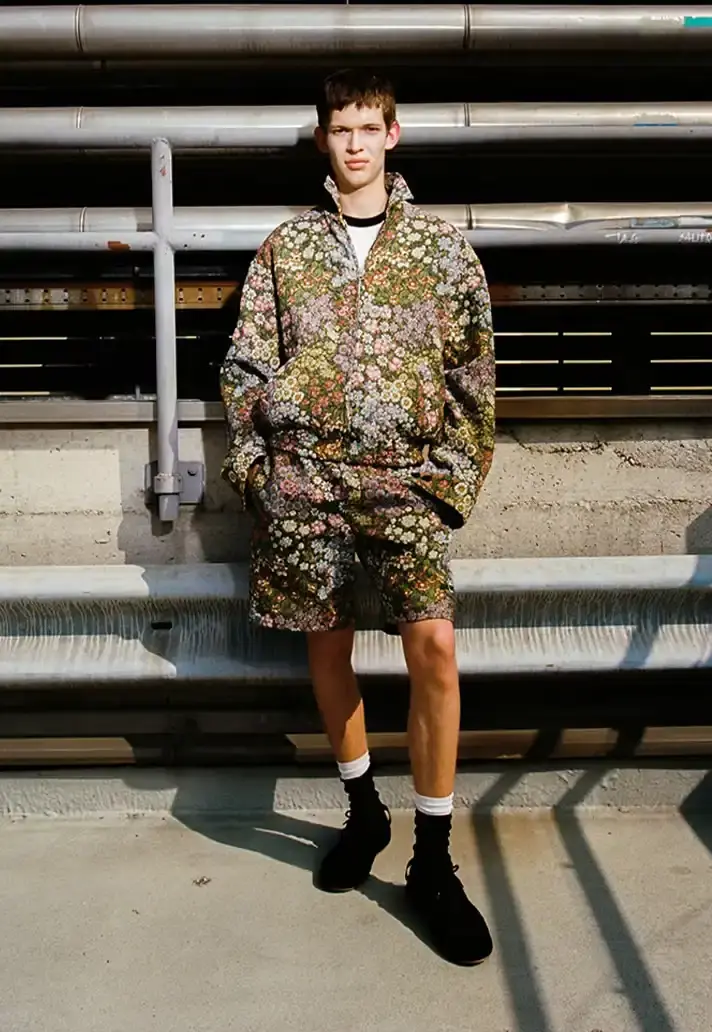 MSGM SS26 TAKES CUES FROM STREET CYCLING image about fashion designer Massimo Giorgetti's Spring/Summer 2026 collection for MSGM brand, inspired by cycling culture and featuring collaboration with Milan cyclists. (image 4 of 34)