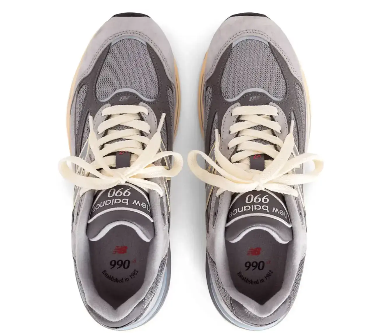 NEW BALANCE 990V7 MADE IN USA GOES ON SALE 6 NOVEMBER image about the New Balance Made in USA 990v7, which goes on sale on 6 November 2026 at $200 (about €174). It covers the history of the 990, the materials, the midsole technology and the ambassadors in the launch campaign. (image 7 of 7)
