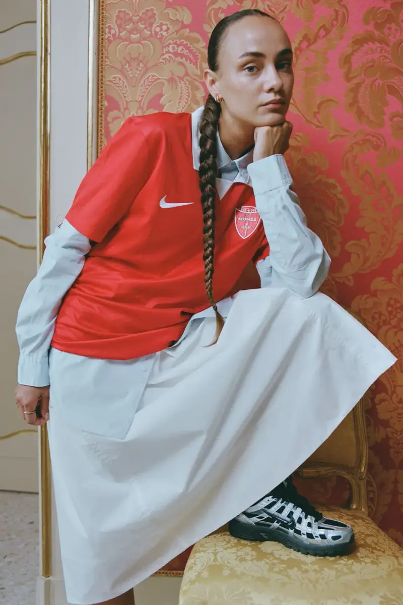 NIKE AC MONZA 2026/27 KIT COLLECTION image of Nike and AC Monza launch the 2026/27 home and away kits featuring classic red and white designs. (image 5 of 6)