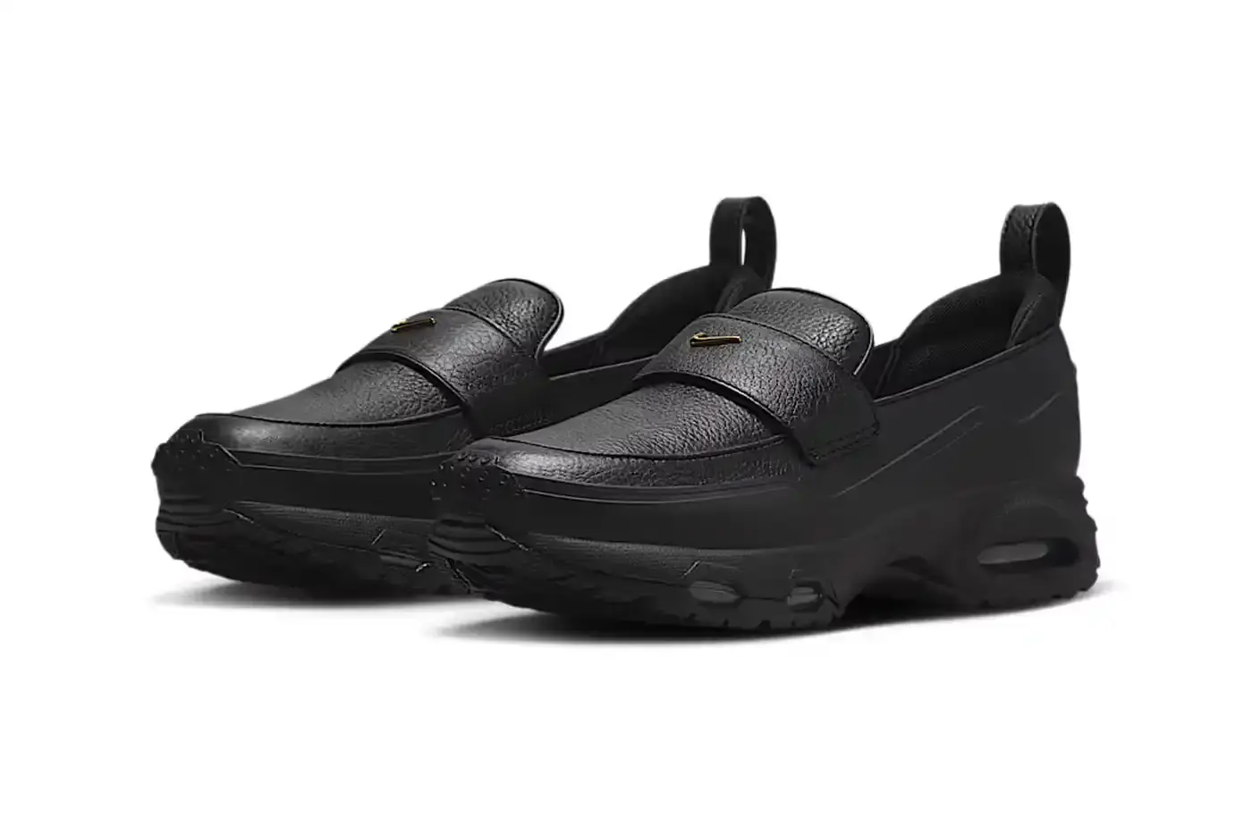 NIKE AIR MAX PHENOMENA BLACK LOAFER LAUNCHES Nike launches the Air Max Phenomena in black, a loafer-style shoe with Air Max cushioning technology, priced at $165 and available for purchase now. (image 2 of 5)