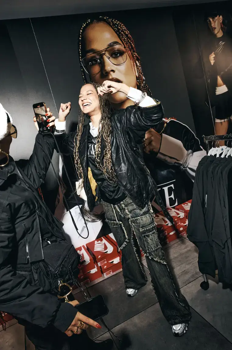THE BOUNCE RETURNS: NIKE SHOX, AW LAB, AND A NEW WAVE OF REALNESS AW LAB partners with Casawi Magazine to relaunch Nike Shox through the eyes of three community members: @rigatilde, @banana, and @havana. The activation took place inside an AW LAB store where participants documented their experience without direction, creating authentic content that shows the sneaker through lived moments rather than staged photography. The campaign emphasizes self-expression and community while reconnecting the Shox silhouette to its cultural roots in early 2000s style and contemporary street culture. Photography by cristina sinelli (image 3 of 22)