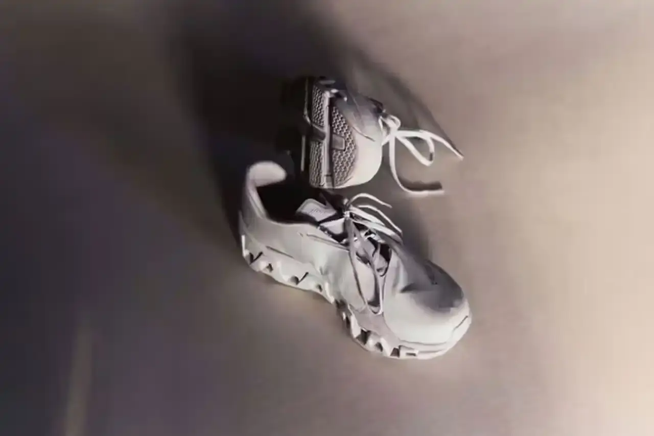 On On Running x POST ARCHIVE FACTION (PAF) 'CURRENT FORM 2.0+' collection showing Cloudmonster 2 and Cloudventure Peak shoes alongside technical apparel pieces in earth tones. (image 5 of 5)