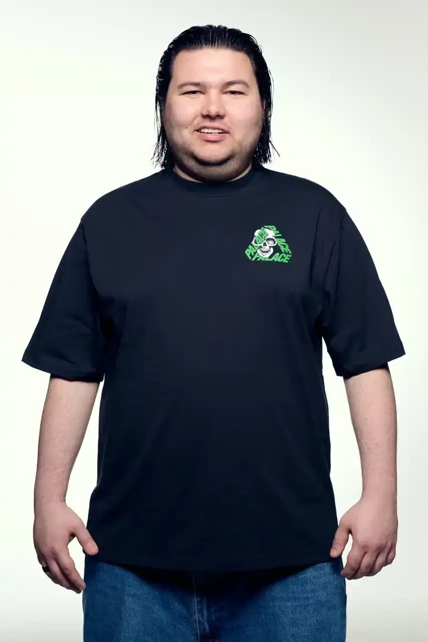 PALACE SUMMER 2025 COLLECTION: LONDON LABEL REVEALS SEASONAL LINEUP image of Palace's Summer 2025 collection announcement, describing the London streetwear brand's new seasonal offerings. It details the collection's design influences (Americana, sportswear, military), highlights key pieces including Los Angeles-themed items, religious iconography adaptations, and mesh garments for warm weather. The text also provides specific release dates and times for different global regions including the UK, Europe, US, Japan, Seoul, and China, with information about both online and physical store availability. (image 31 of 36)