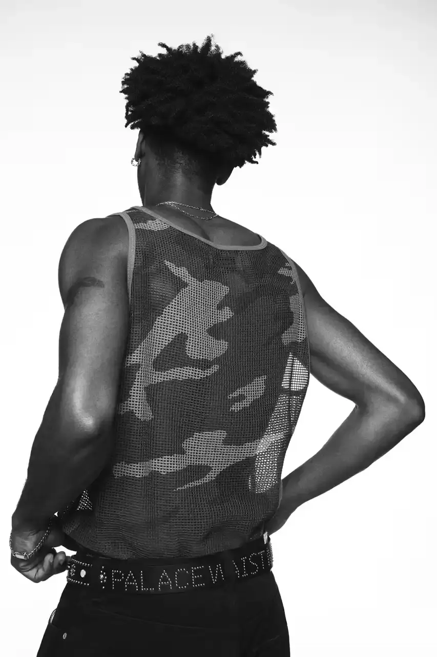 PALACE SUMMER 2025 COLLECTION: LONDON LABEL REVEALS SEASONAL LINEUP image of Palace's Summer 2025 collection announcement, describing the London streetwear brand's new seasonal offerings. It details the collection's design influences (Americana, sportswear, military), highlights key pieces including Los Angeles-themed items, religious iconography adaptations, and mesh garments for warm weather. The text also provides specific release dates and times for different global regions including the UK, Europe, US, Japan, Seoul, and China, with information about both online and physical store availability. (image 12 of 36)