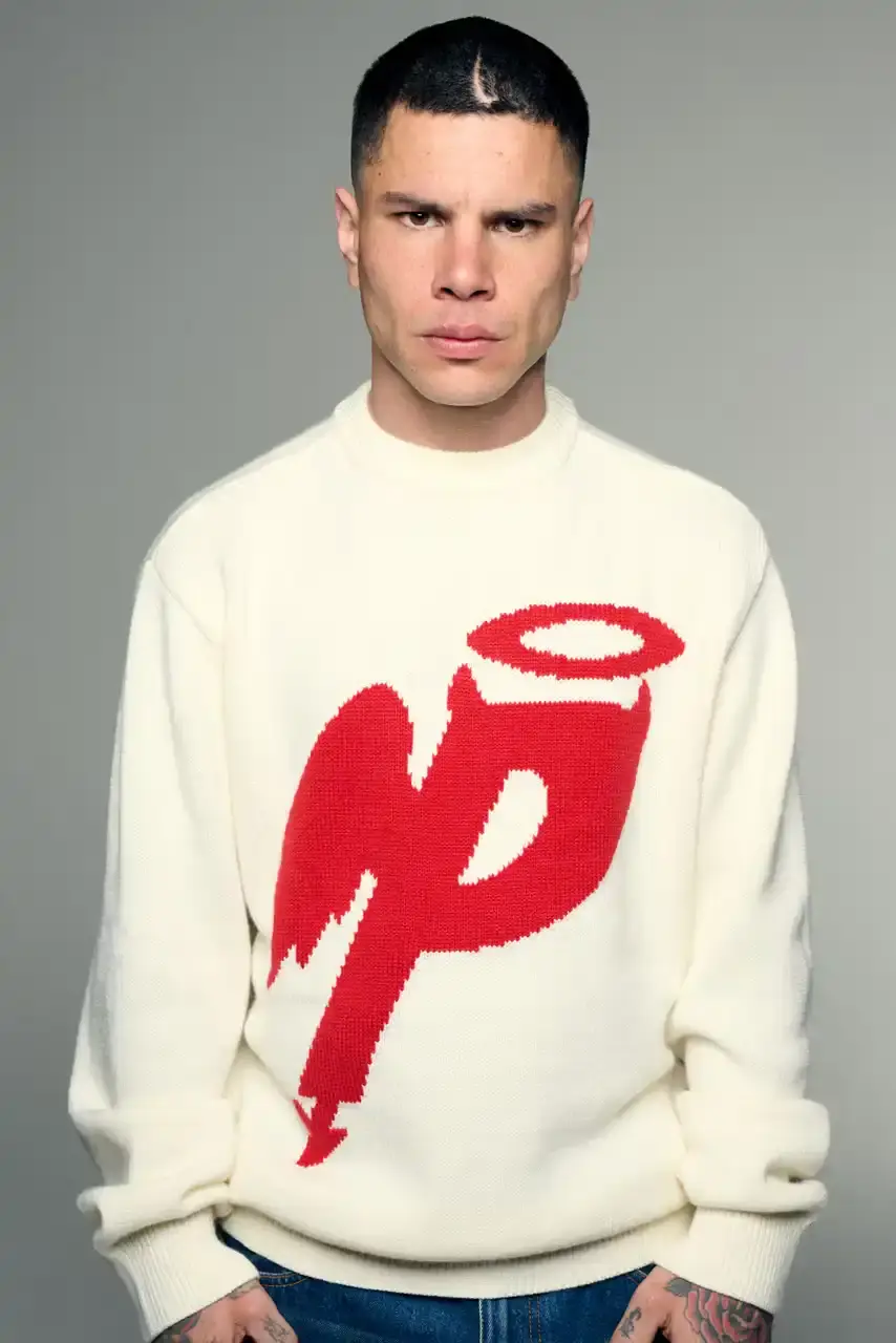 PALACE SUMMER 2025 COLLECTION: LONDON LABEL REVEALS SEASONAL LINEUP image of Palace's Summer 2025 collection announcement, describing the London streetwear brand's new seasonal offerings. It details the collection's design influences (Americana, sportswear, military), highlights key pieces including Los Angeles-themed items, religious iconography adaptations, and mesh garments for warm weather. The text also provides specific release dates and times for different global regions including the UK, Europe, US, Japan, Seoul, and China, with information about both online and physical store availability. (image 4 of 36)