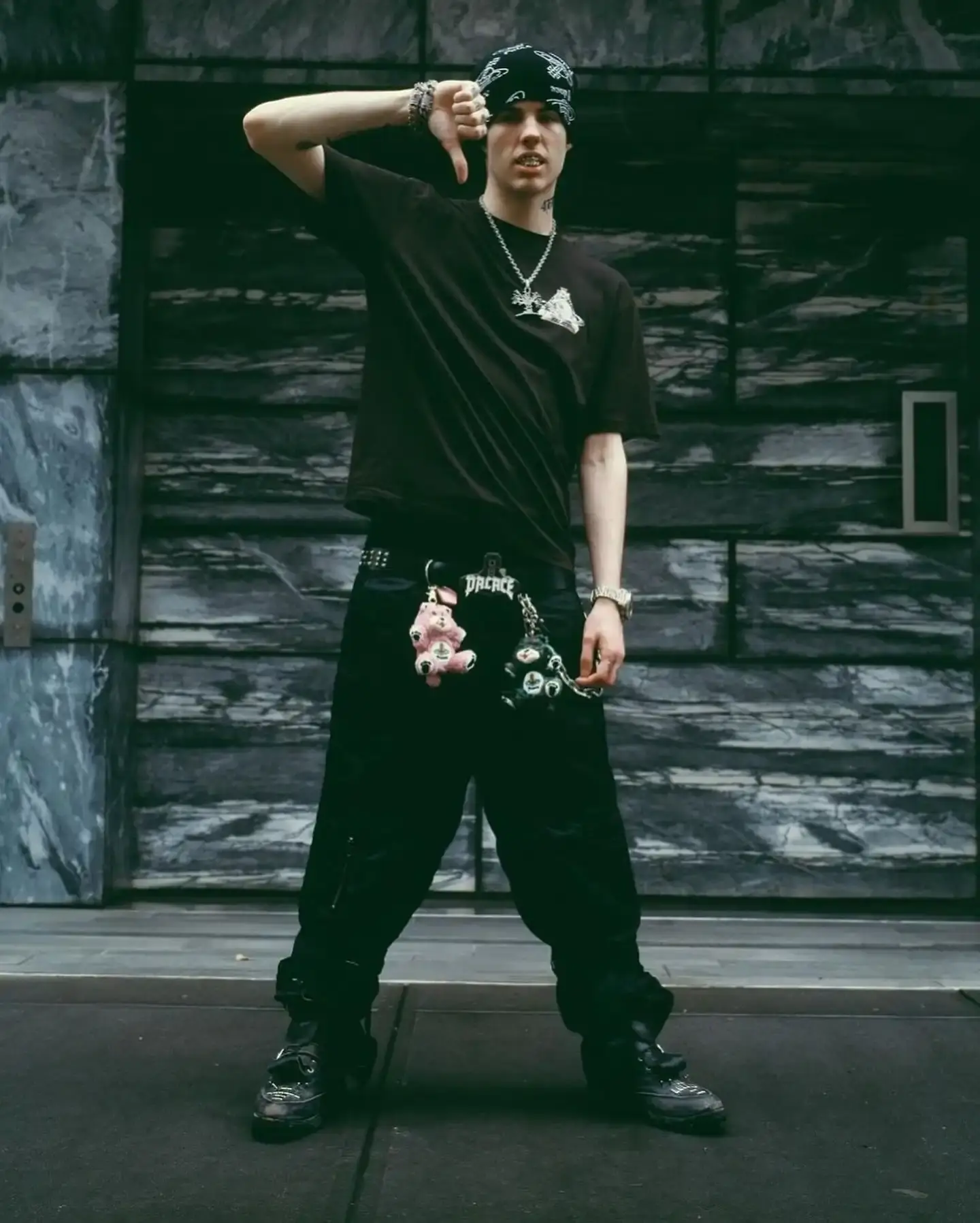 PALACE X VIVIENNE WESTWOOD FUSES SKATEBOARDING AND PUNK Palace x Vivienne Westwood (image 9 of 14)