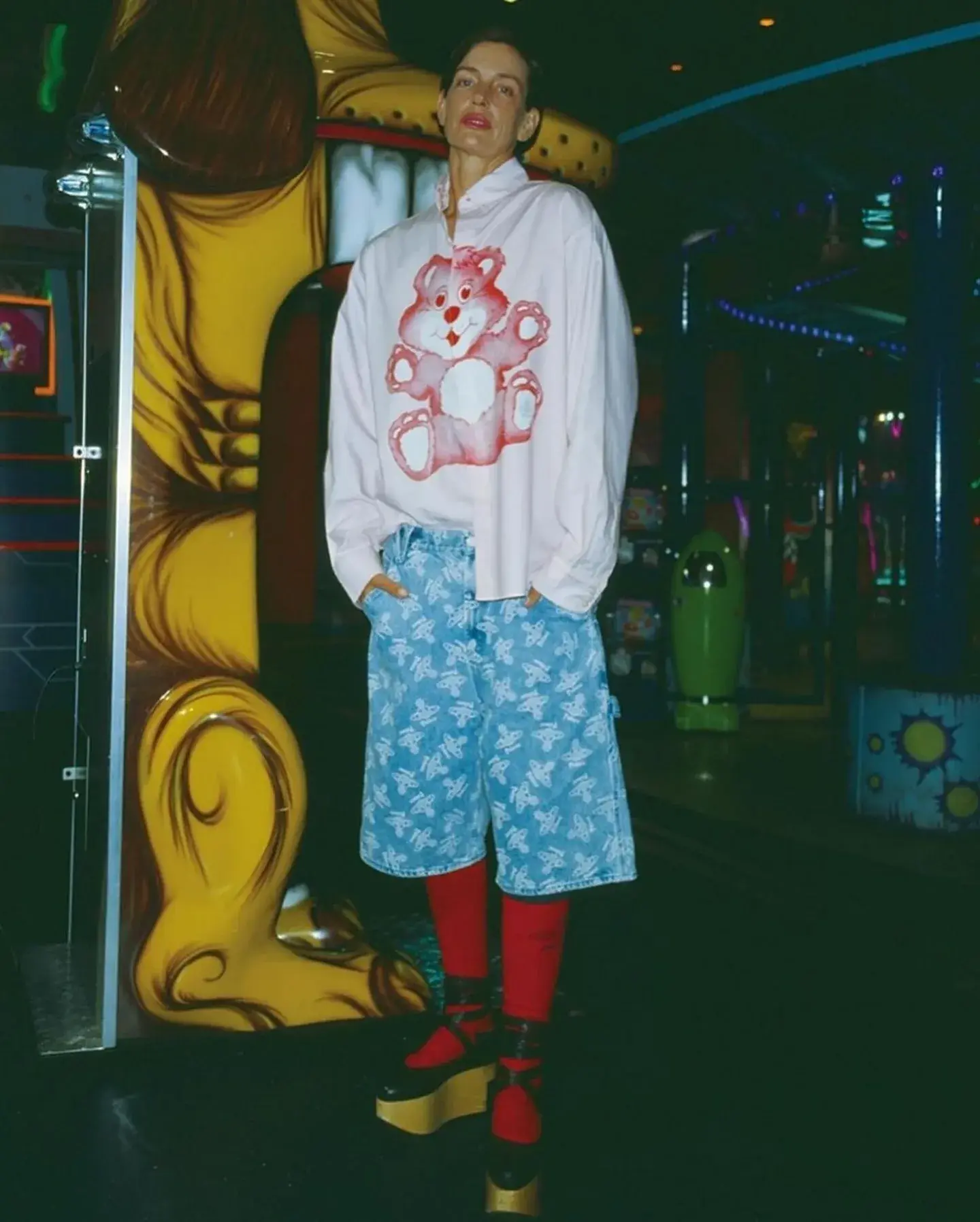 PALACE X VIVIENNE WESTWOOD FUSES SKATEBOARDING AND PUNK Palace x Vivienne Westwood (image 14 of 14)