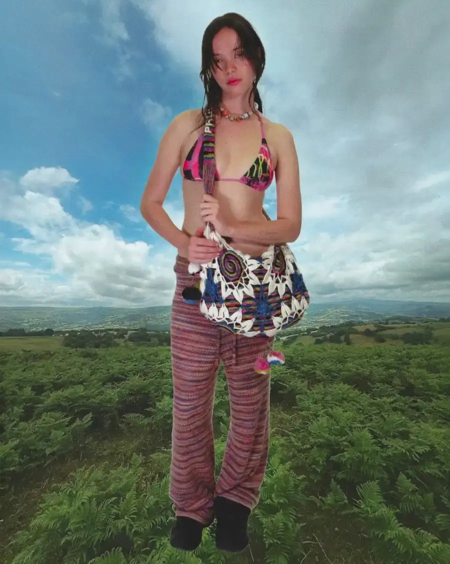 PAOLINA RUSSO SS26: SUBURBAN NOSTALGIA MEETS CRAFT INNOVATION Paolina Russo's fashion collection combining suburban memories with crafted textiles through collaborative design and sustainable practices. (image 9 of 11)