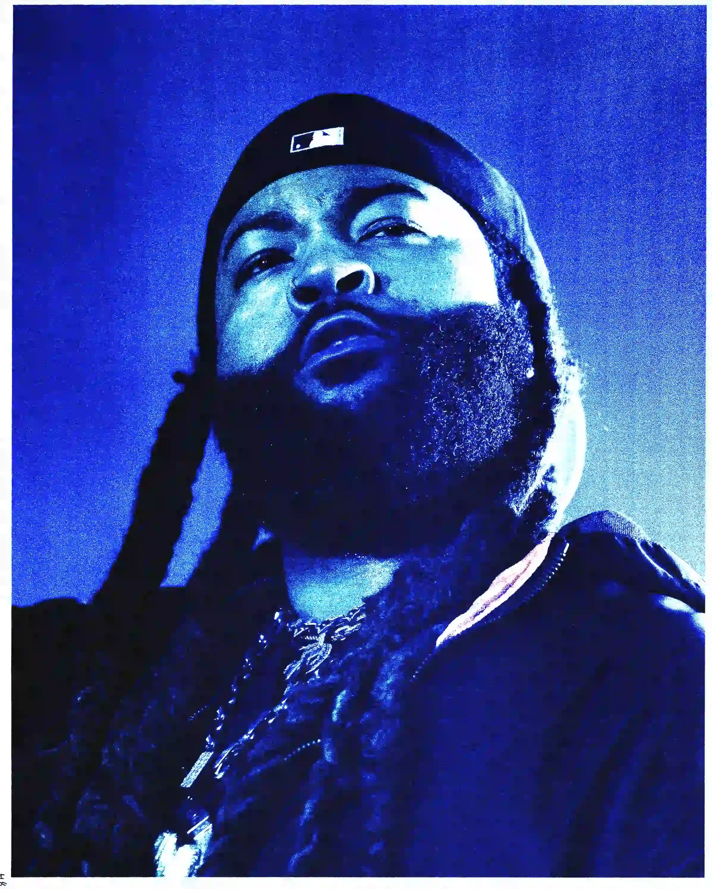 Article about Partynextdoor's concert at Fabrique Milan on November 2nd, 2024. The text covers the performance details, venue atmosphere, setlist highlights, and stage production of the Canadian R&B artist's show. The article describes a 90-minute performance featuring both old and new songs, minimal stage design, and a four-piece live band. Information about the tour's next destinations is included at the end (image 7 of 10)