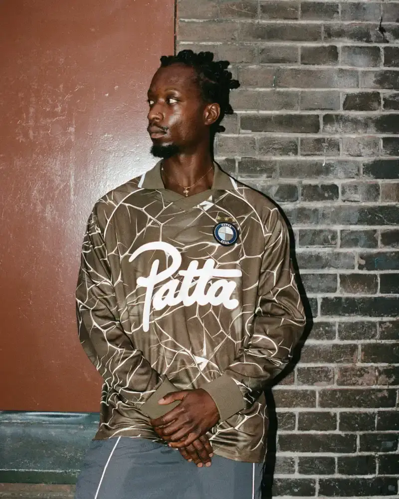 PATTA FALL WINTER 2026 COLLECTION DETAILS image Overview of Patta Fall Winter 2026 apparel release including product pricing in euros, color palettes, and store launch dates. (image 33 of 48)