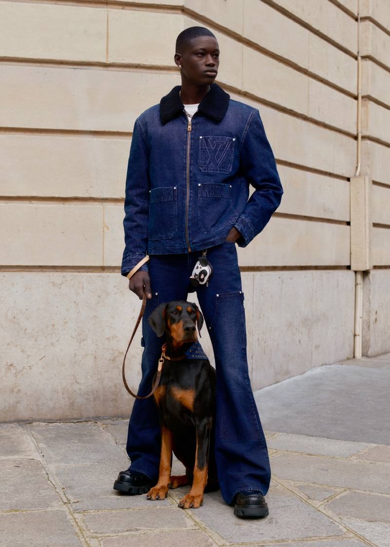 Louis Vuitton (image 11 of 11)