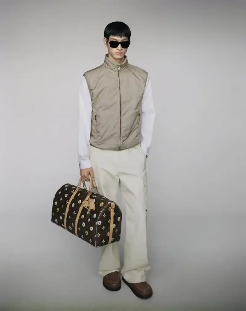 PHARRELL WILLIAMS UNVEILS LV SPRING MENSWEAR CAPSULE image about Pharrell Williams' new spring menswear capsule collection for Louis Vuitton featuring seasonal colors, tailoring details, and house motifs. (image 5 of 24)
