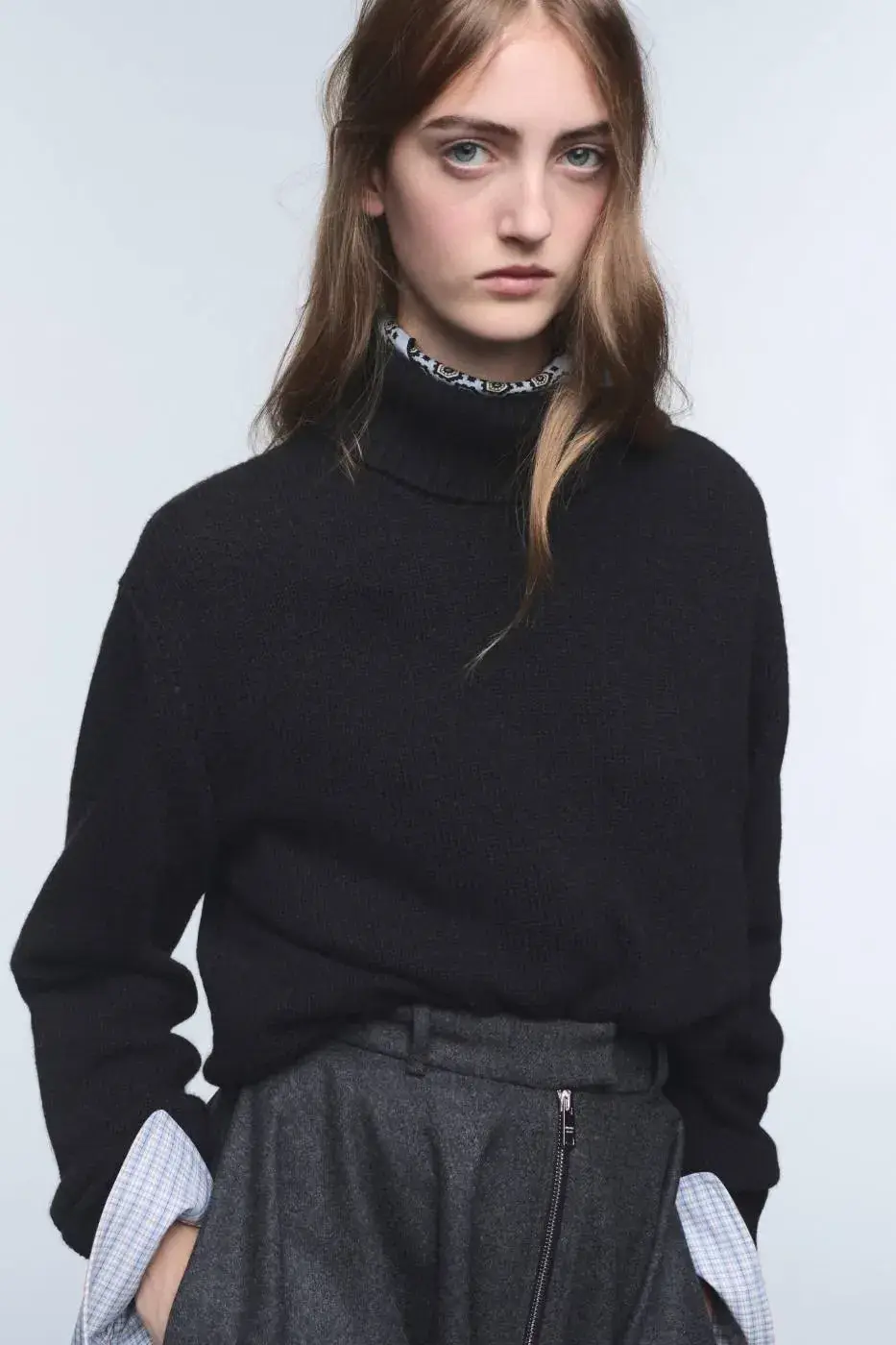 PRADA RE-CASHMERE AND RE-WOOL ENTER READY-TO-WEAR image of Prada's new Re-Cashmere and Re-Wool lines, made from recovered fibres in Tuscany and Umbria. Covers fibre composition, certifications, product types and availability. (image 3 of 6)
