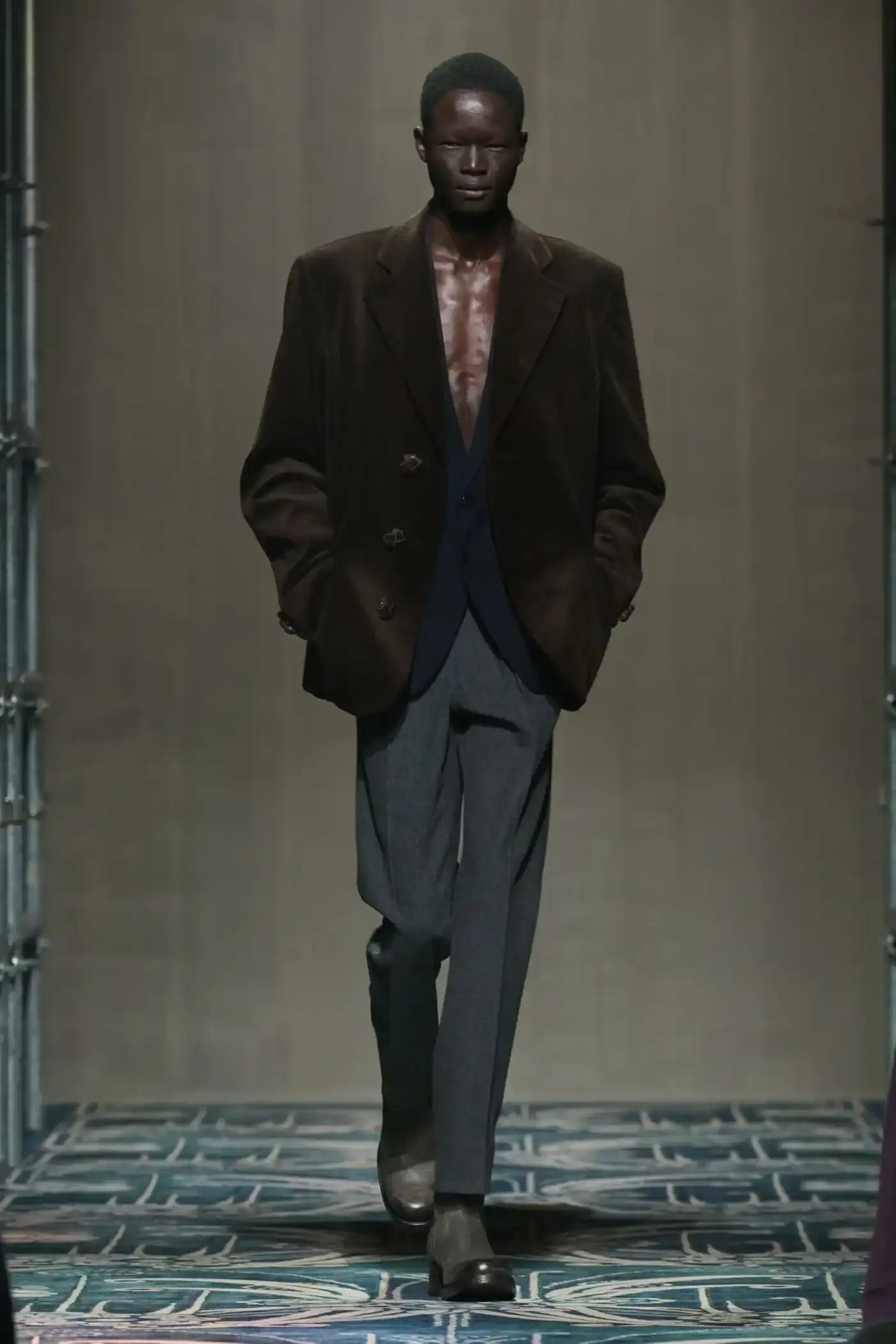 Filippo Fior/Gorunway.com/Vogue Runway Filippo Fior/Gorunway.com/Vogue Runway (image 44 of 57)