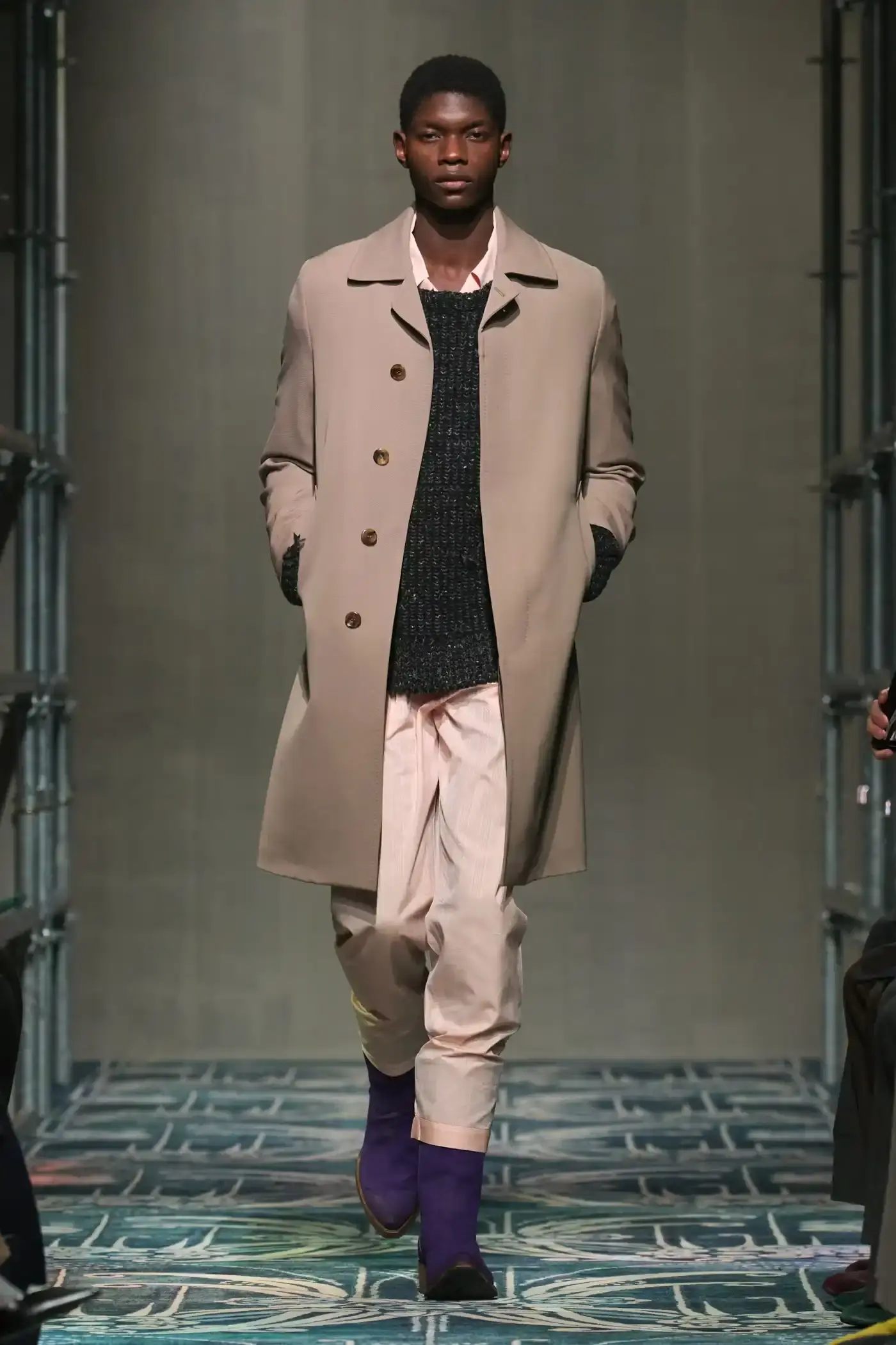 Filippo Fior/Gorunway.com/Vogue Runway Filippo Fior/Gorunway.com/Vogue Runway (image 8 of 57)