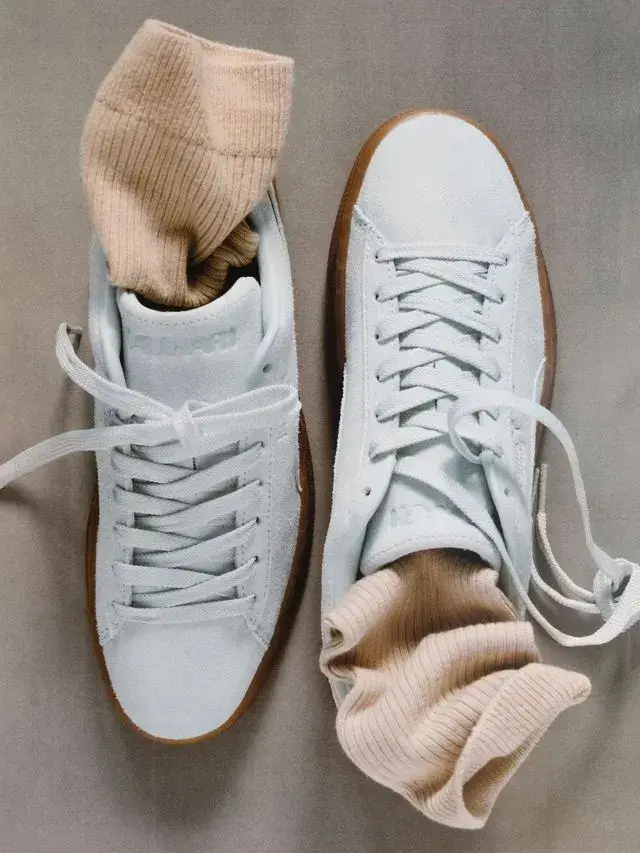 PUMA AND DANIËLLE CATHARI RELEASE NEW FOOTWEAR COLLECTION image describing the PUMA and Daniëlle Cathari footwear release including details for the Suede and Speedcat models (image 4 of 8)